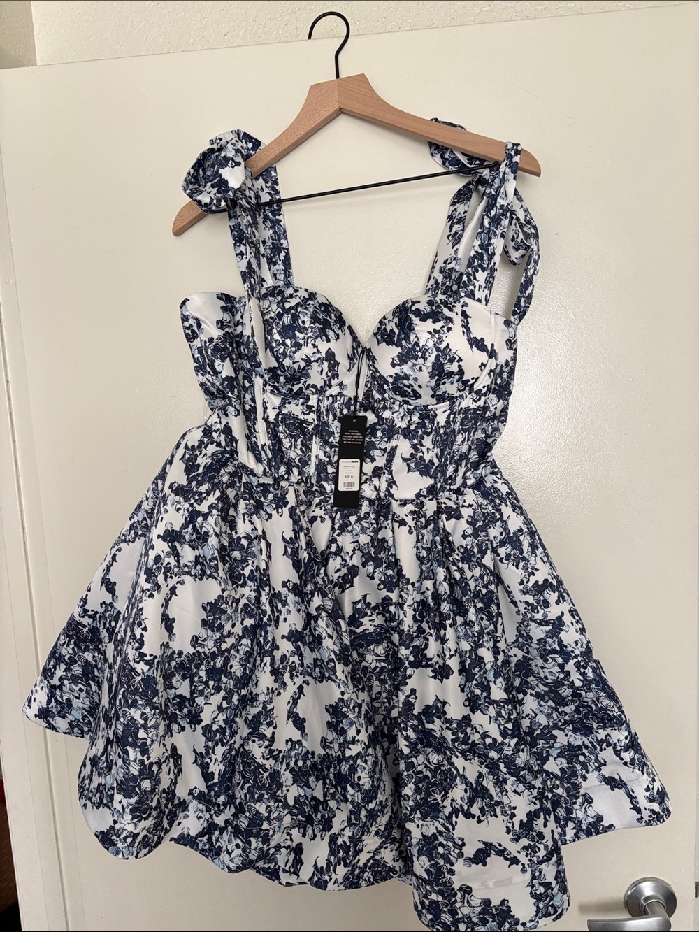 Fashion Nova White & Navy Floral Tie-Strap Mini Dress